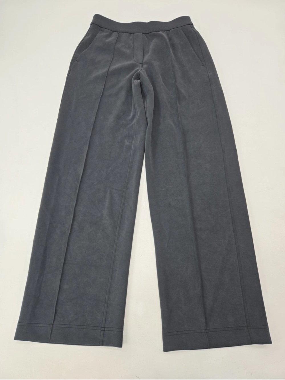 Lululemon Softstreme Pintuck Mid-Rise Pant In Black Size S Womens